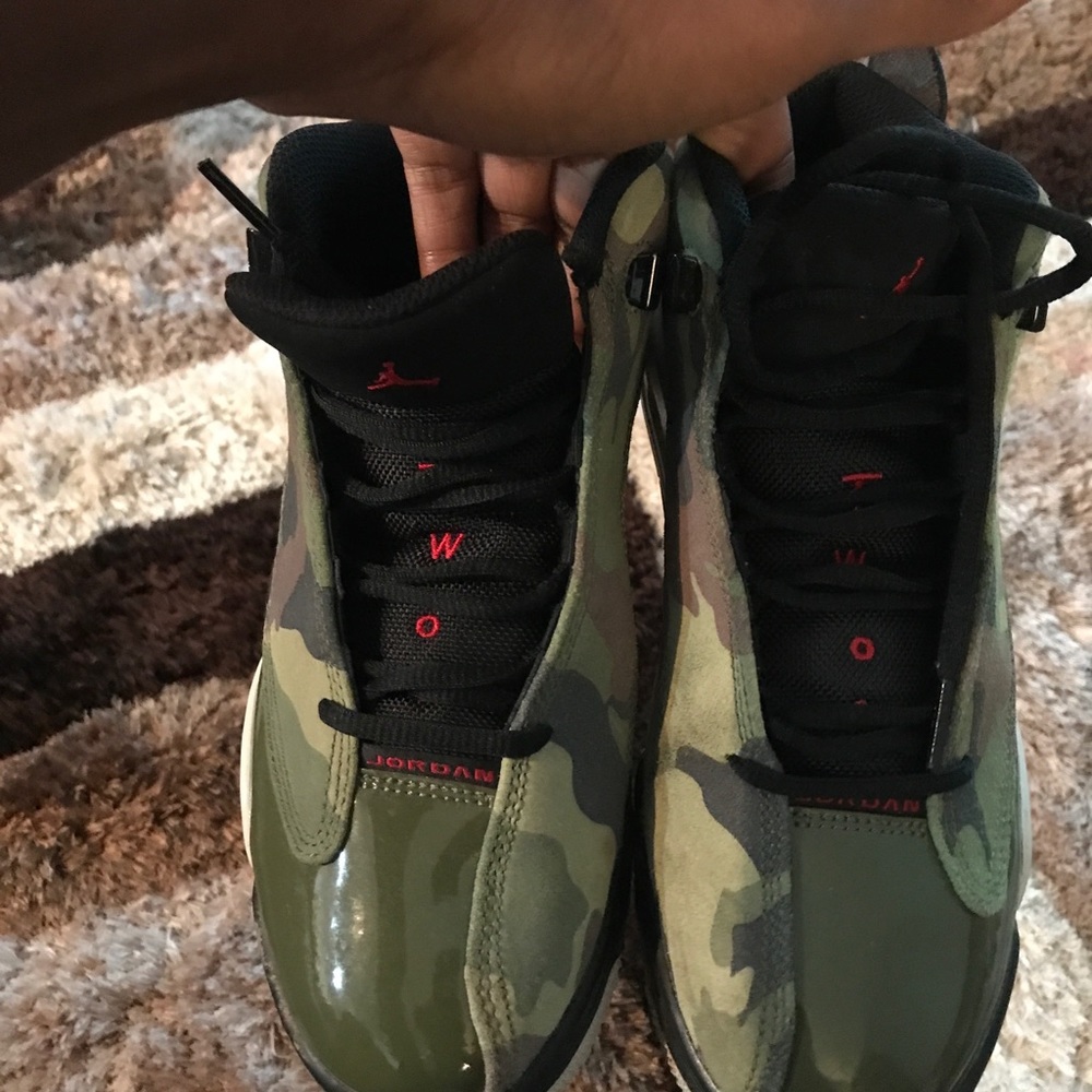 Men size 7 Jordan’s